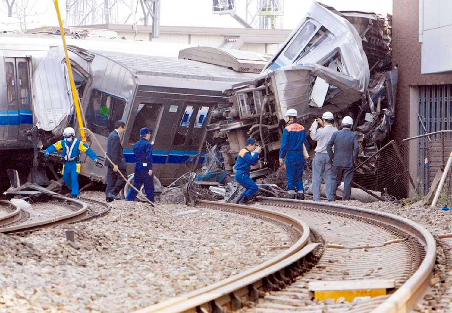 Tragedia ferroviaria de Japón 
