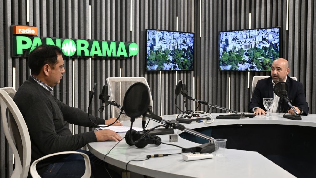 Pablo Mirolo en Radio Panorama. 