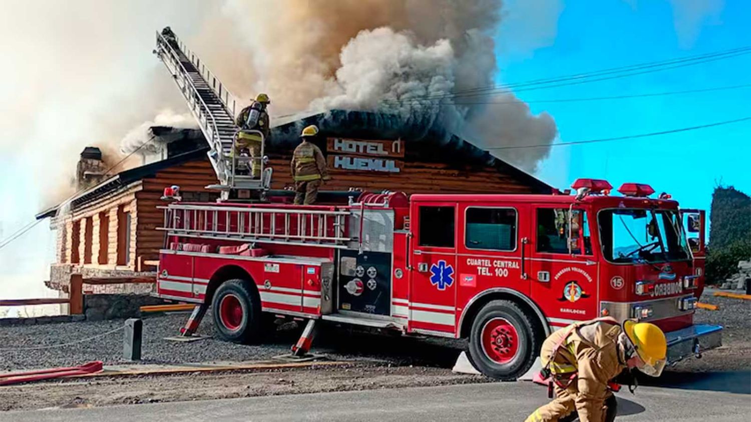 El incendio del Huemul causó profunda consternación en Bariloche. 