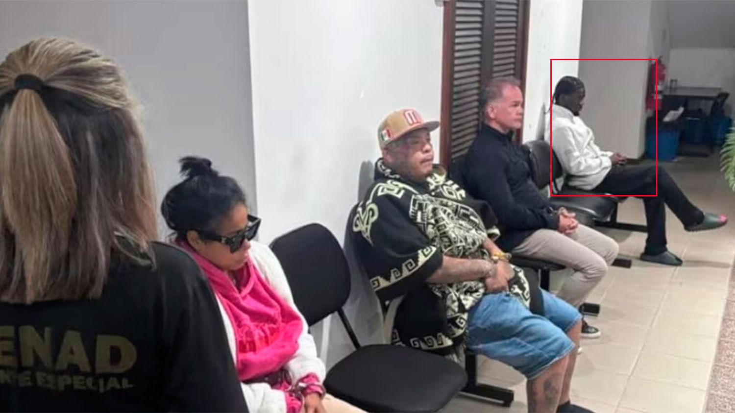 El piloto (recuadro) quedó libre 