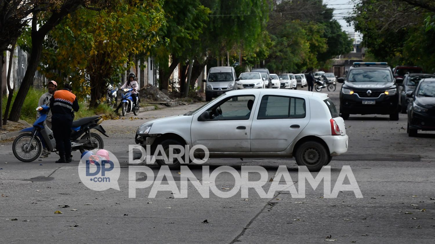 El Clio y la 110cc 