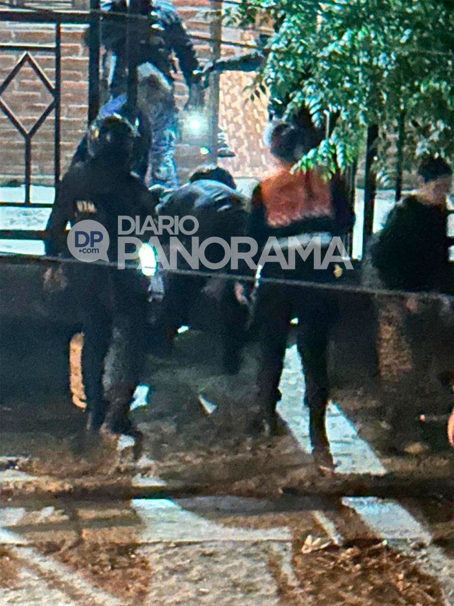 Momento en que detienen al sujeto 