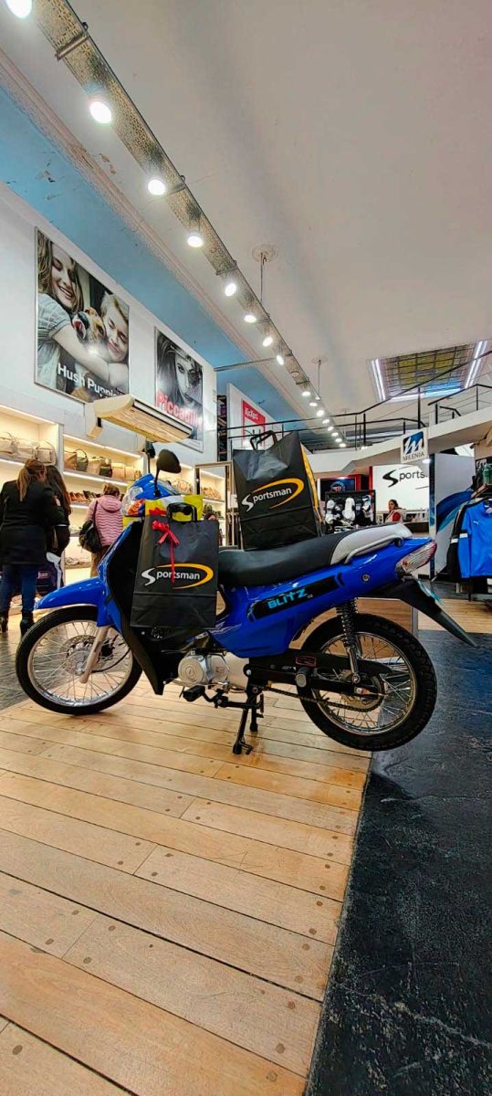 La espectacular moto de Sportsman. 