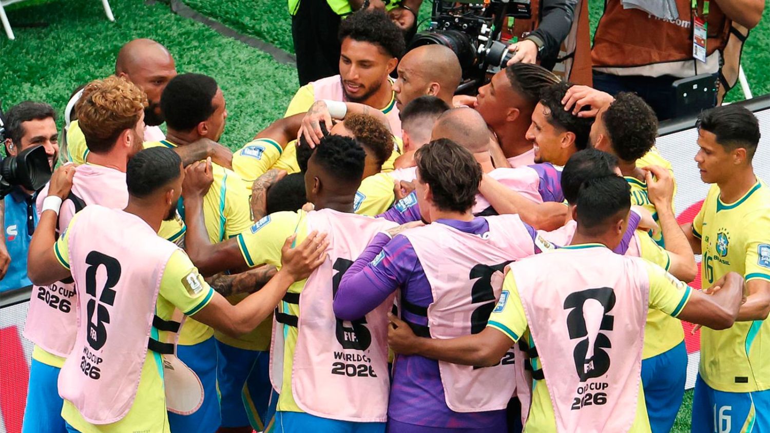 Brasil se lo dio vuelta a Japón en el descuento y consiguió el boleto a octavos del Mundial - Diario Panorama