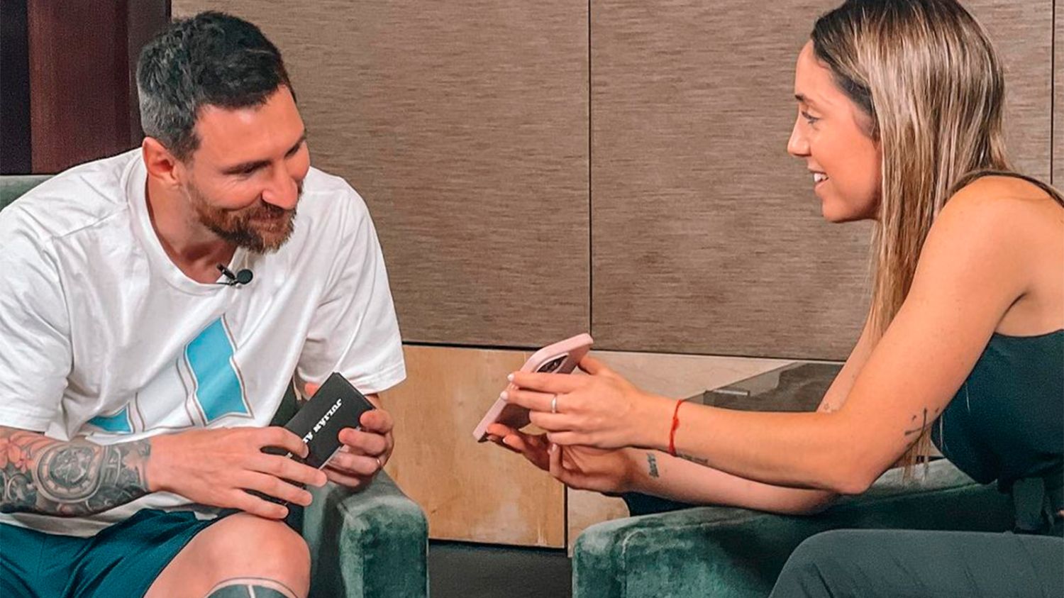 "Si te saludo porque te saludo": el gesto de Messi con Sofi Martínez que fue viral