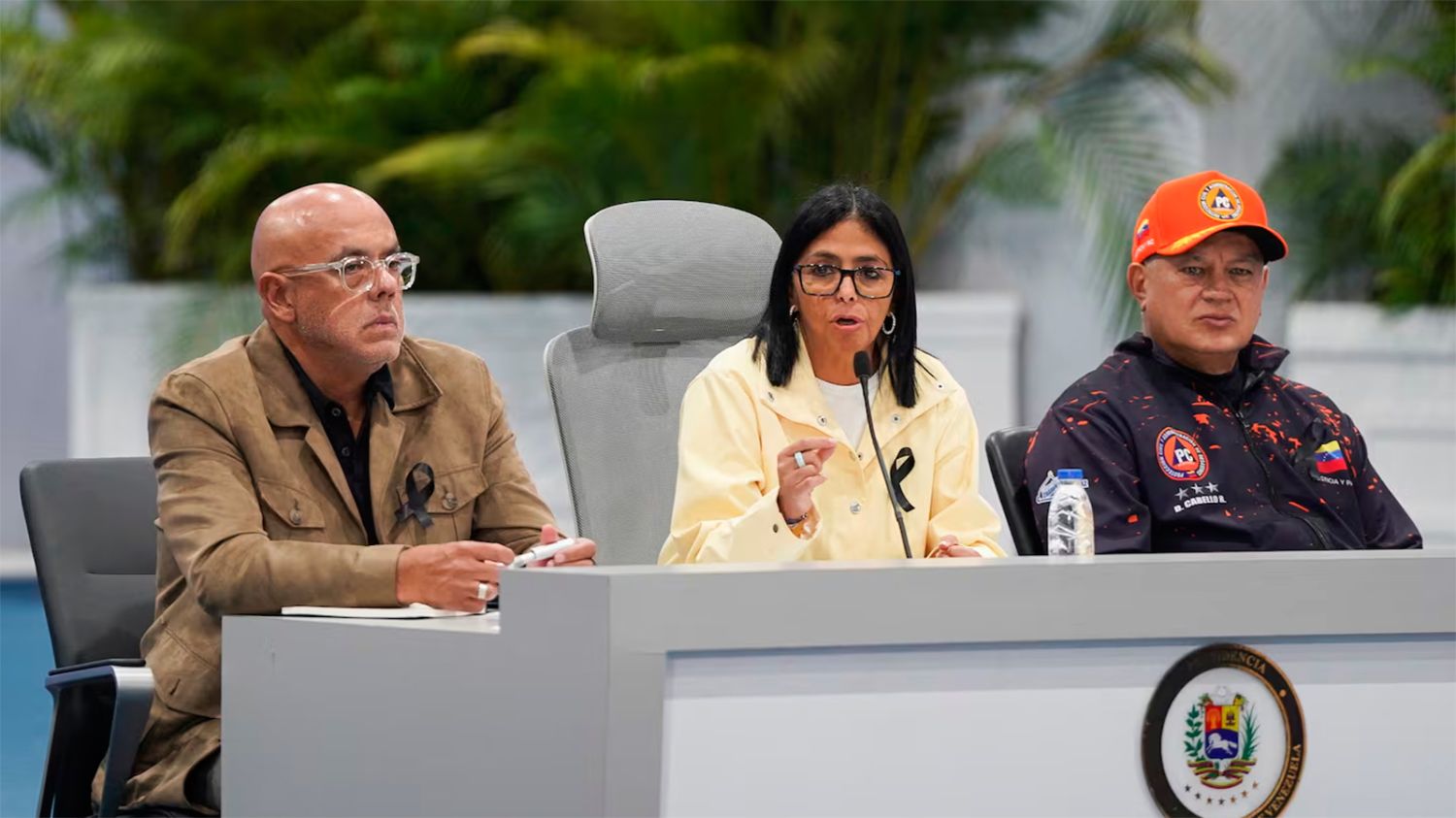 Delcy Rodríguez pidió levantar las sanciones para afrontar la emergencia por los terremotos