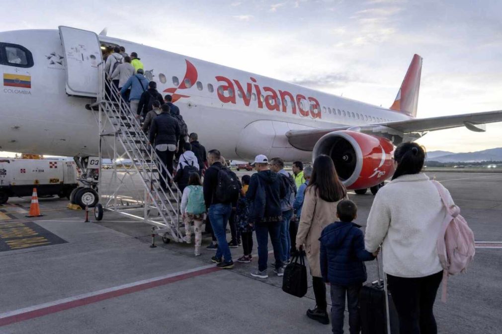 Colombianos consideran emigrar si las elecciones no transforman el país - Diario Panorama