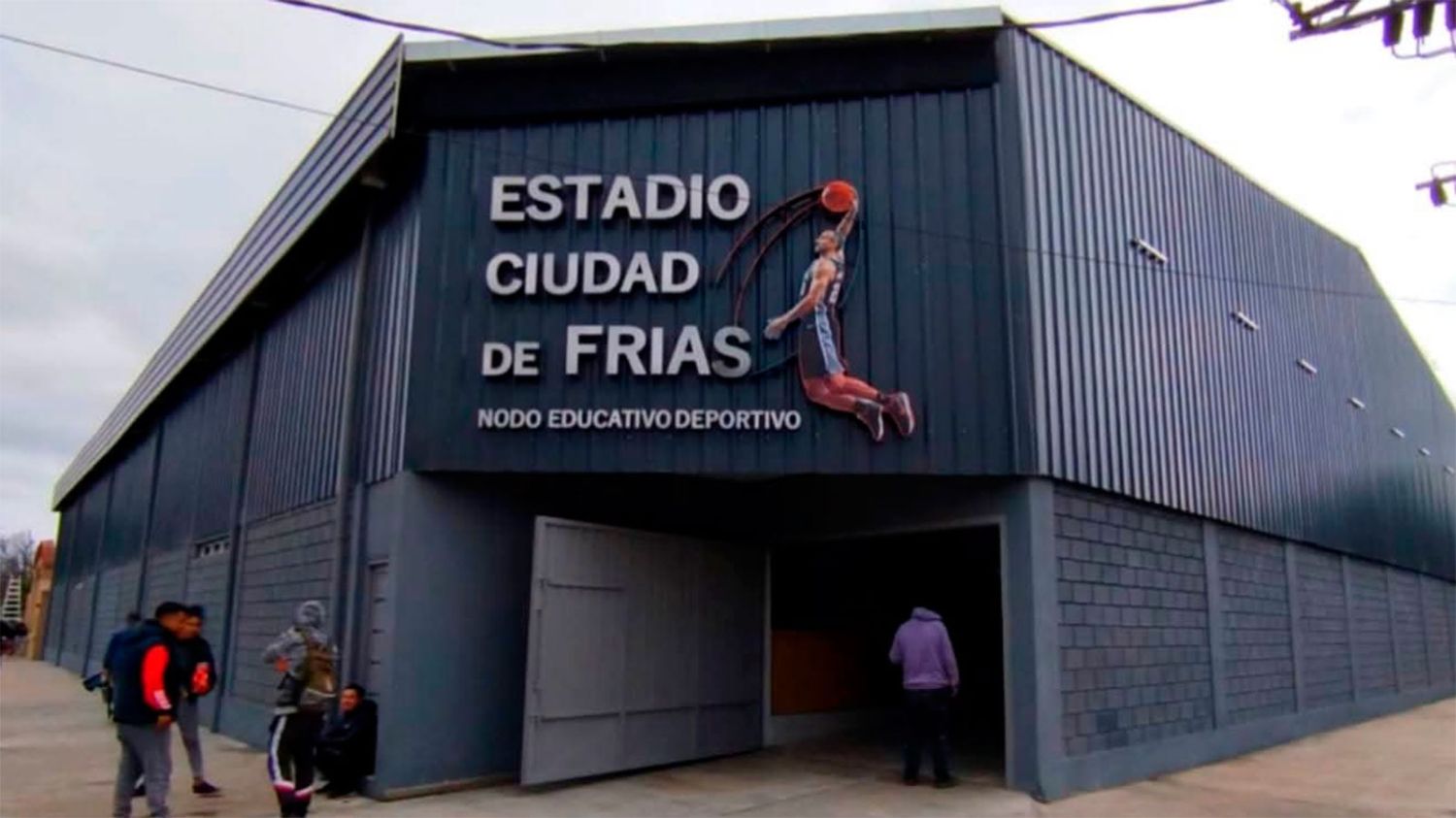 Frías inauguró oficialmente su nuevo estadio de básquet y vivió una jornada histórica para el deporte - Diario Pano
