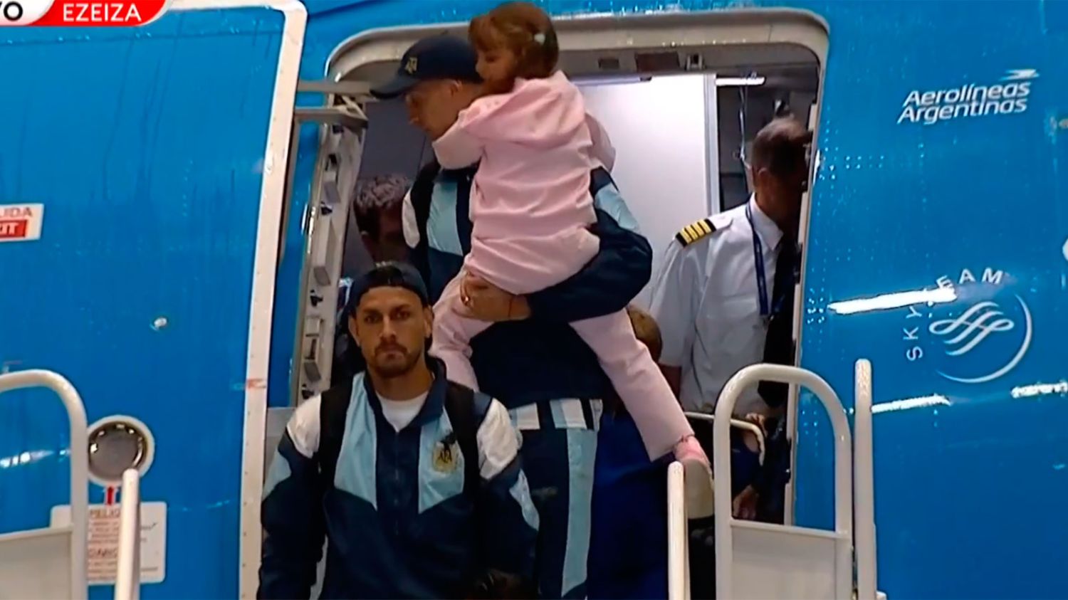 Uno por uno: los jugadores de la Selección Argentina que volvieron al país tras la final del Mundial - Diario Panorama