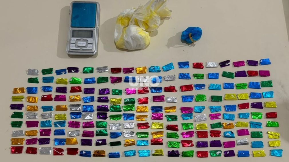 Detienen a dos personas en Santa Fe por venta de drogas