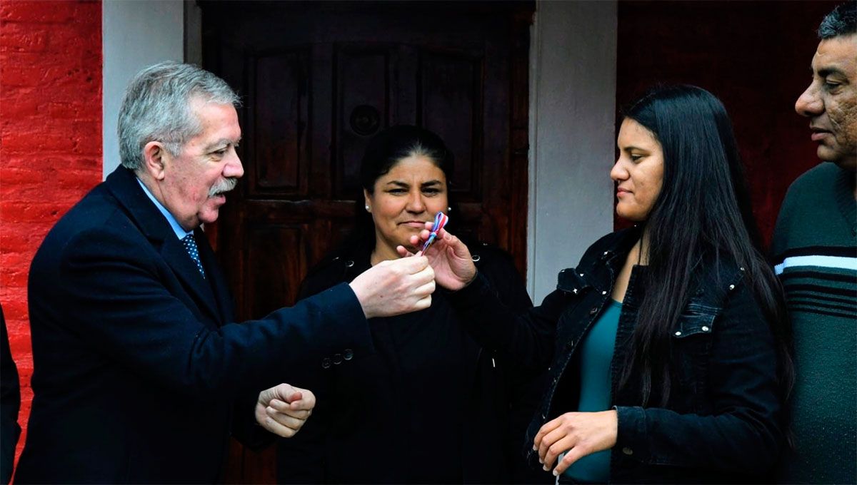 Inauguración de planta potabilizadora y viviendas en Pampa de los Guanacos