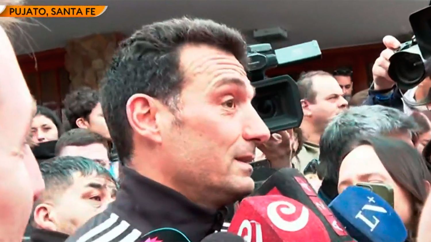 Scaloni en su Pujato natal: Hasta diciembre voy a estar, no hagamos ruido