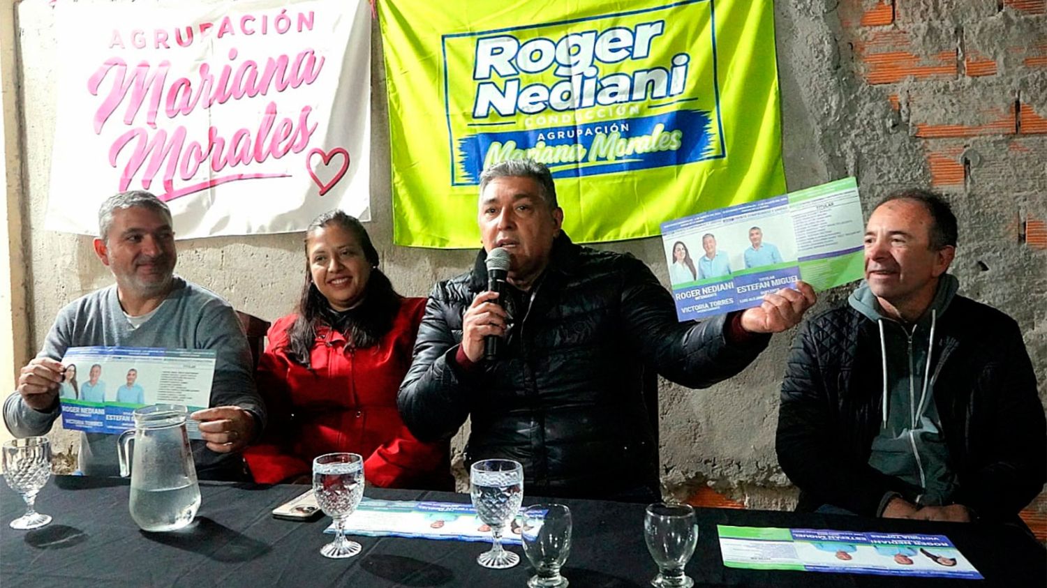 Los candidatos del FCU mantuvieron un encuentro con vecinos del barrio Mama Antula Ampliación