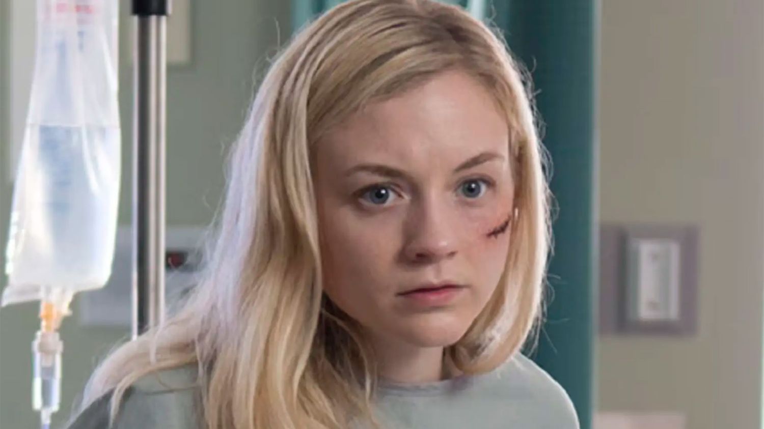 Emily Kinney como Beth Greene 