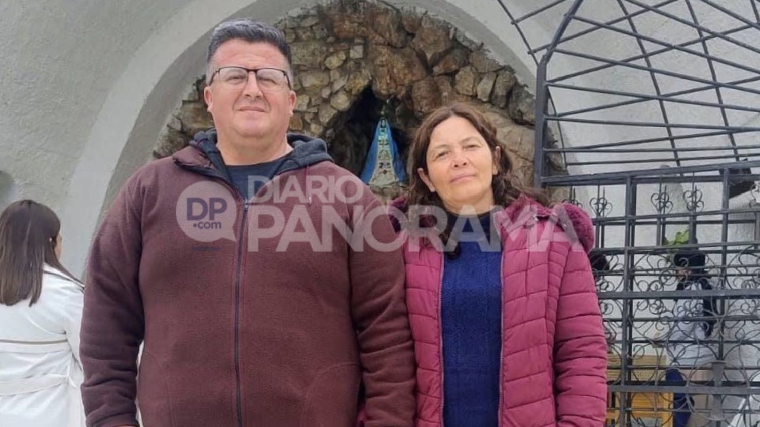 Piden oraciones por la salud del matrimonio 